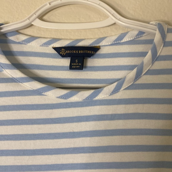 Brooks Brothers Women’s Tee - Picture 2 of 3